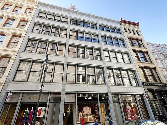 Rented by Sotheby's International Realty | media 36