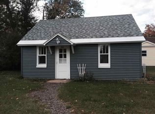 160 N Lilac St, Ishpeming, MI 49849