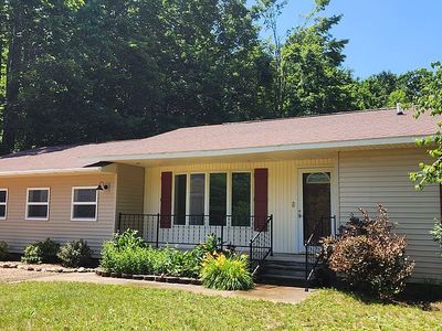 3065 Pleasant Valley Rd, Boyne City, MI, 49712