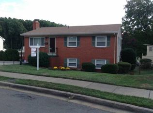 13020 Kenmar Dr, Woodbridge, VA 22193