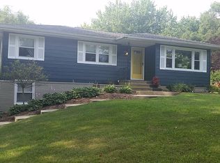2778 W Glenlord Rd, Stevensville, MI 49127