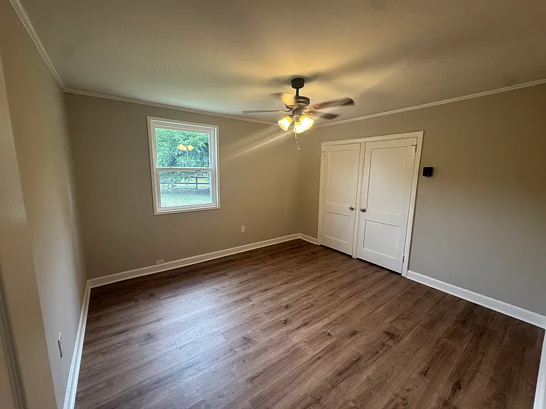 335 Hill Ave NW #B — Photo 12