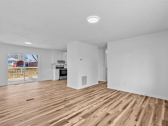 5th image of 1719 Maryland Ave