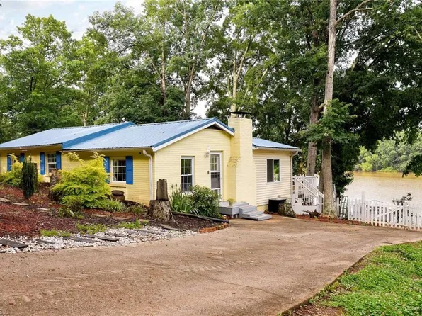 1122 Riverview Blvd, Lexington, NC 27292