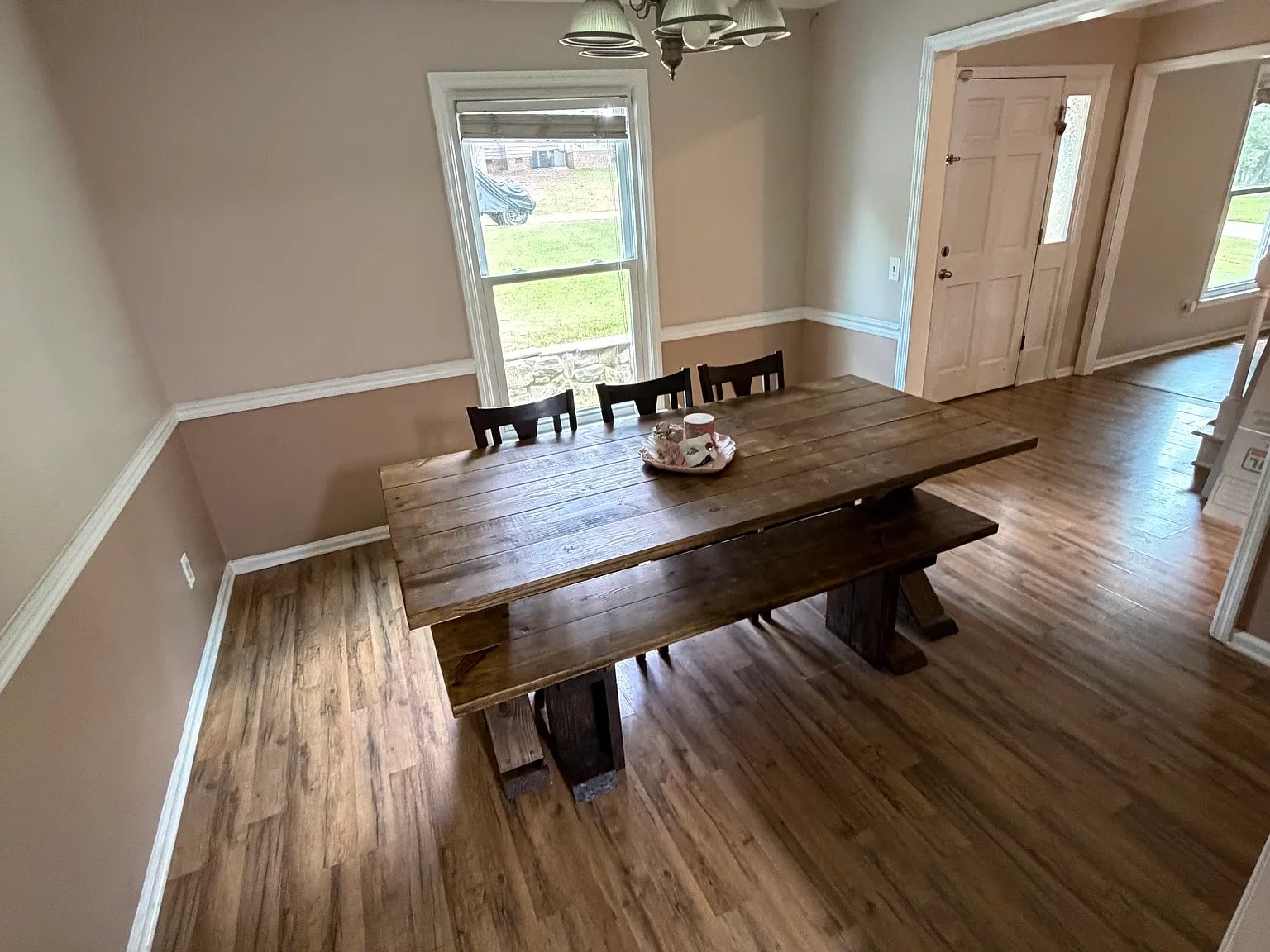 4 bed, 2.5 bath, 1830 sqft, $2,110 — Photo 3