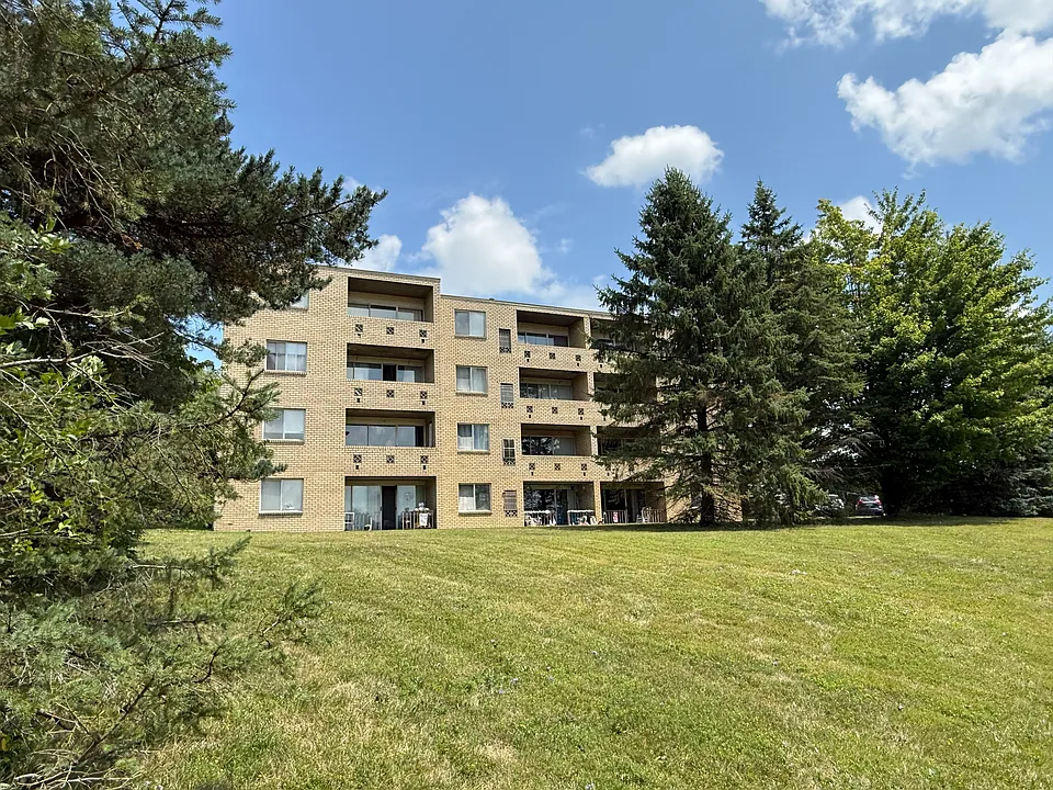 5321 Wolfe Dr #10