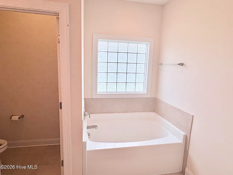 311 Aquamarine Cir — Photo 34