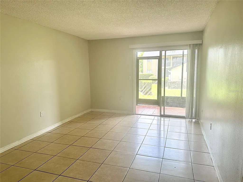 1 bed, 1.0 bath, 625 sqft, $1,200 — Photo 3
