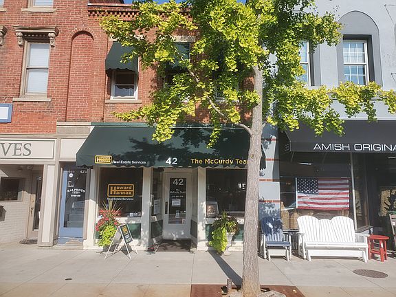 Located between Amish Originals and Ralph Photography