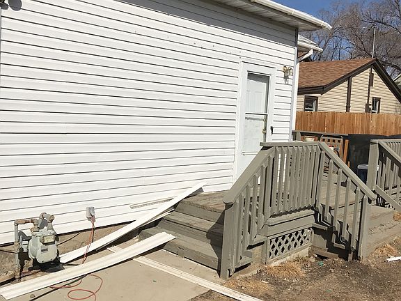 5th image of 119 Sherman St