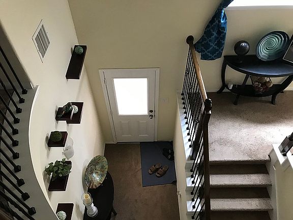 4th image of 17111 Amarose Dr