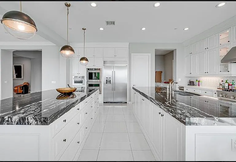 11564 N Manchester Way — Photo 24