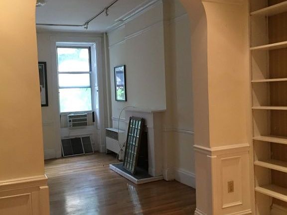 5th image of 436 E 88th St APT 2E