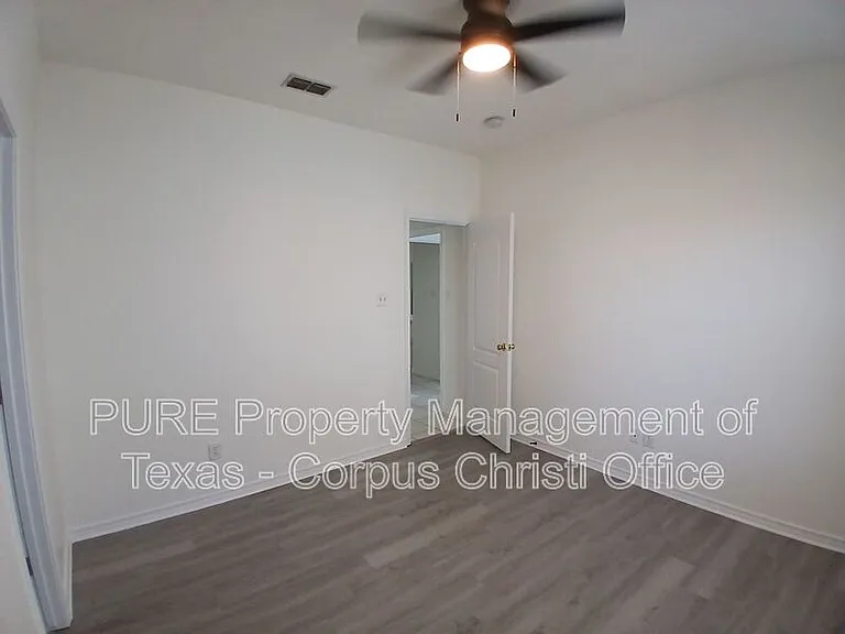 14006 Fortuna Bay Dr #B — Photo 15