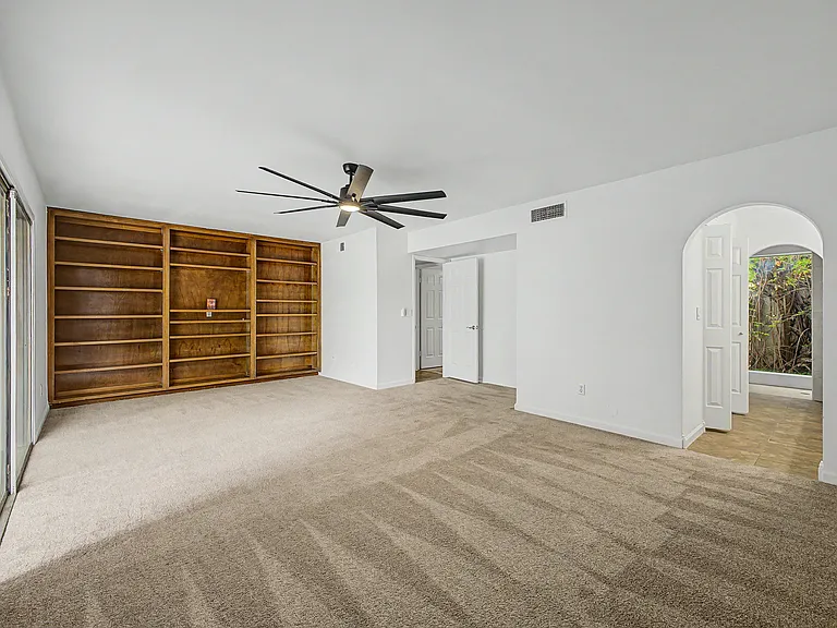 15837 N 47th Pl — Photo 24