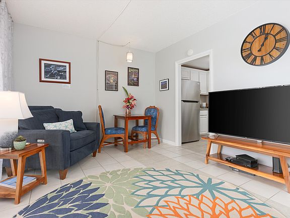 5th image of 75-5719 Alii Dr APT 315