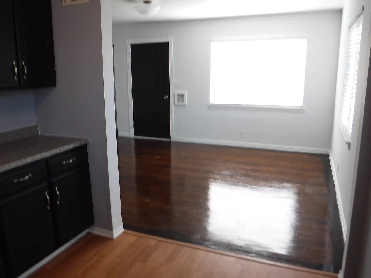 2 bed, 834 sqft, $1,700 — Photo 4