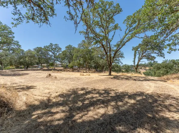 1760 Deerwood Drive, Ukiah, CA 95482