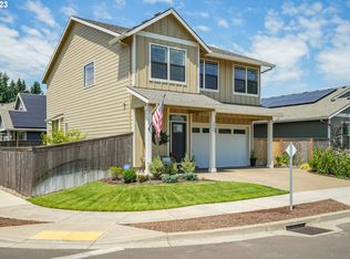 2889 4th St, Hubbard, OR 97032