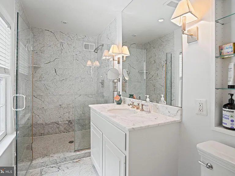 5320 Albemarle St — Photo 16