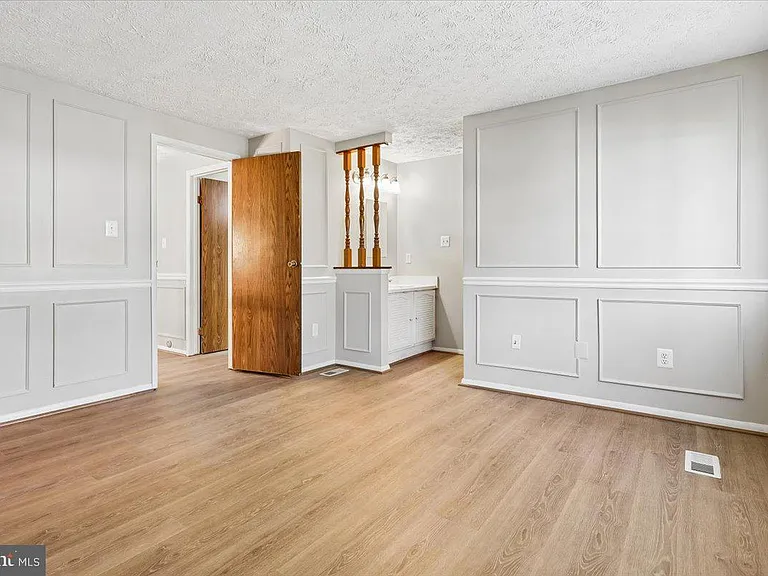 5913 Spruce Run Ct — Photo 20