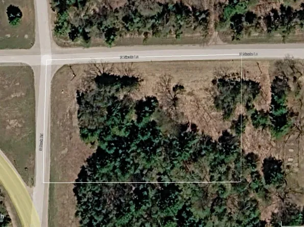 E Nicole Ln, Goetzville, MI 49736