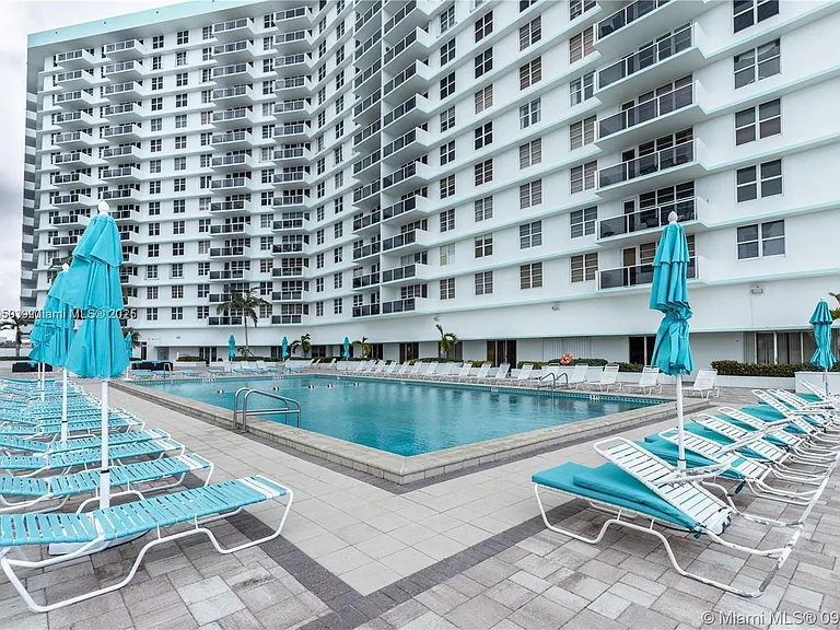 3725 S Ocean Dr #1506 — Photo 50
