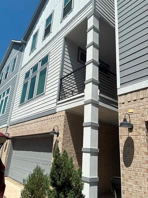 1st image of 622 Janisch Rd #F
