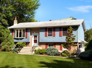 50 Sandhill Rd, Blairstown, NJ 07825