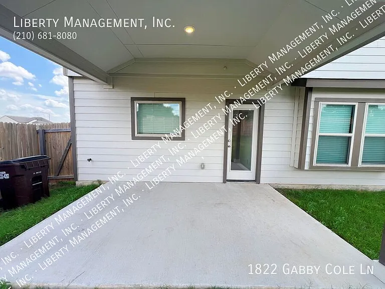 1822 Gabby Cole Ln — Photo 45