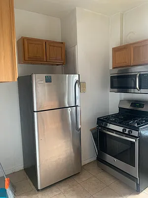 Rented by CITY SKYLINE REALTY INC | media 16