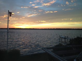 1156 Anthony Rd, Portsmouth, RI 02871