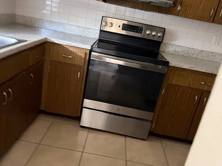 1025 S Ohio Ave #6 — Photo 6