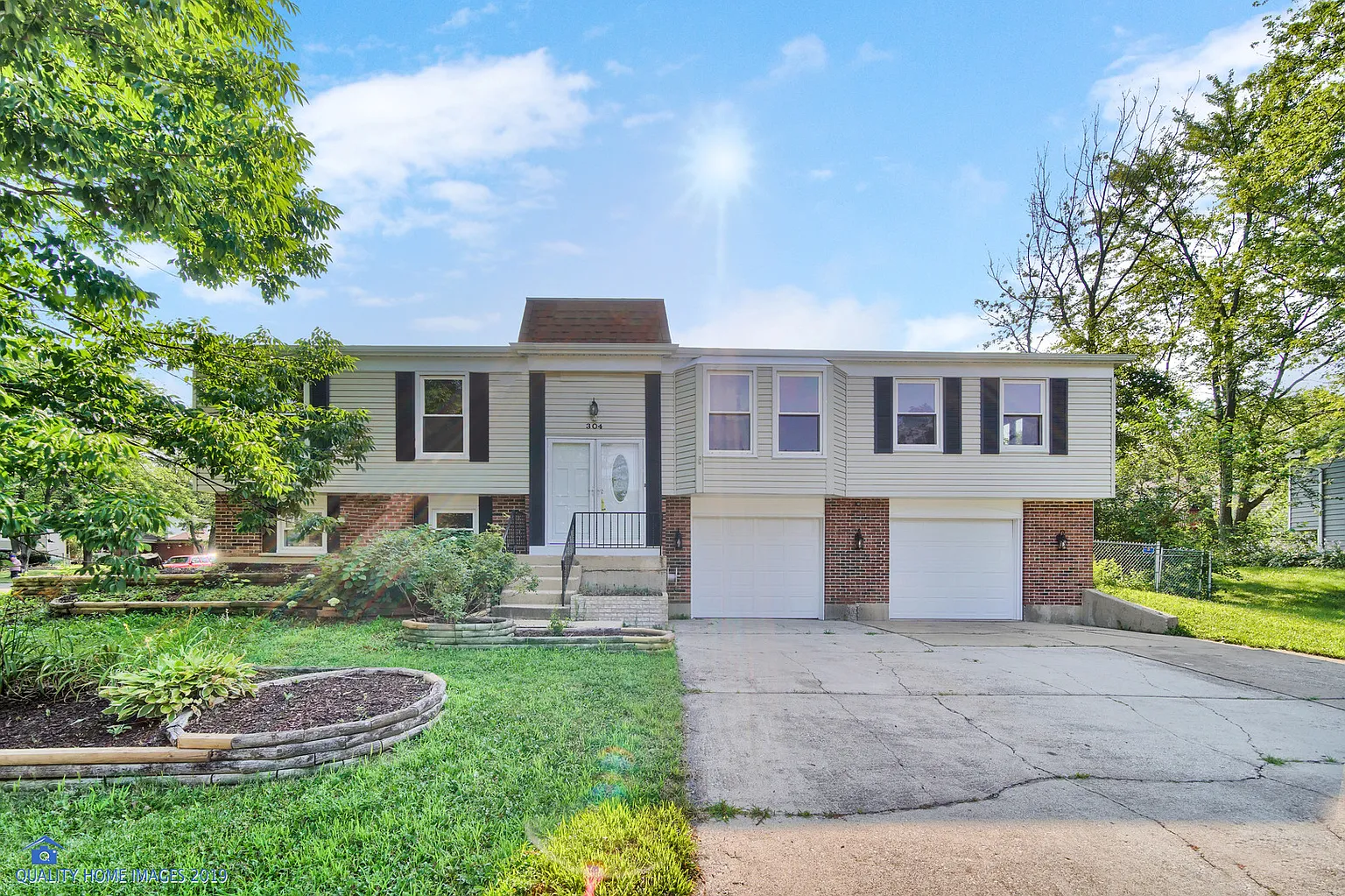 304 Lancelot Way photo 1