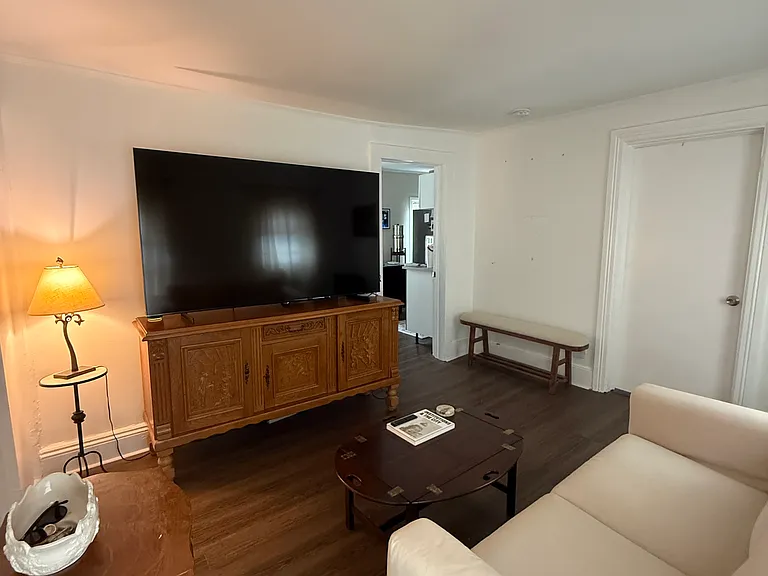 95 E Main St #A — Photo 3