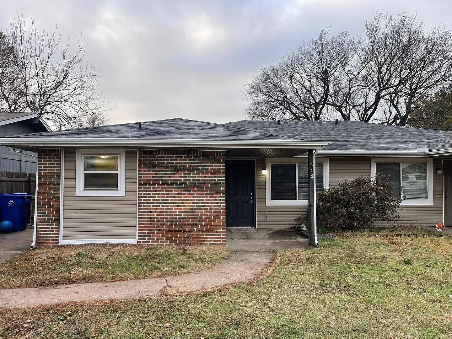 Duplex On Elm — Photo 1