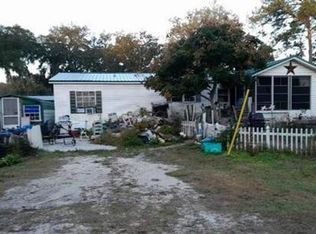 105 Shady Ln, Satsuma, FL 32189