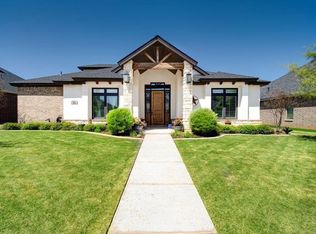 624 N 9th St, Wolfforth, TX 79382