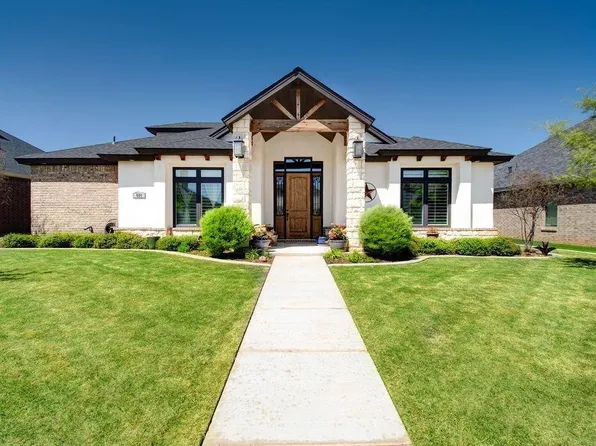 624 N 9th St, Wolfforth, TX 79382