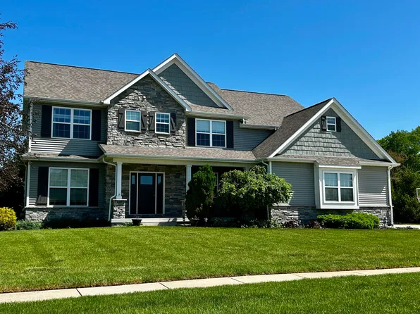 370 Lewis Ct, Valparaiso, IN 46383