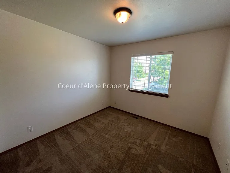 2863 N Shooting Star St — Photo 12