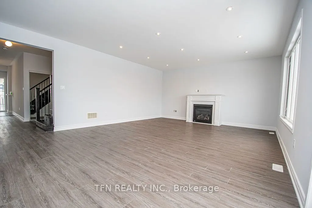 4 bed, $3,600 — Photo 3