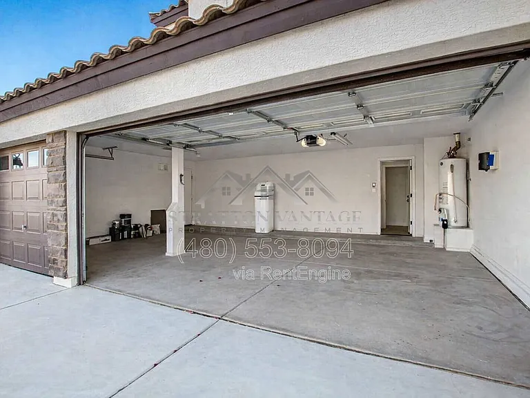 1005 E Stirrup Ln — Photo 5