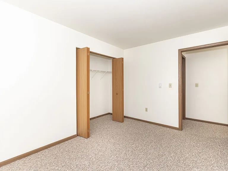 Weston Pines Apartments — Photo 17