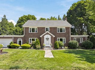 35 Swift Rd, Framingham, MA 01702