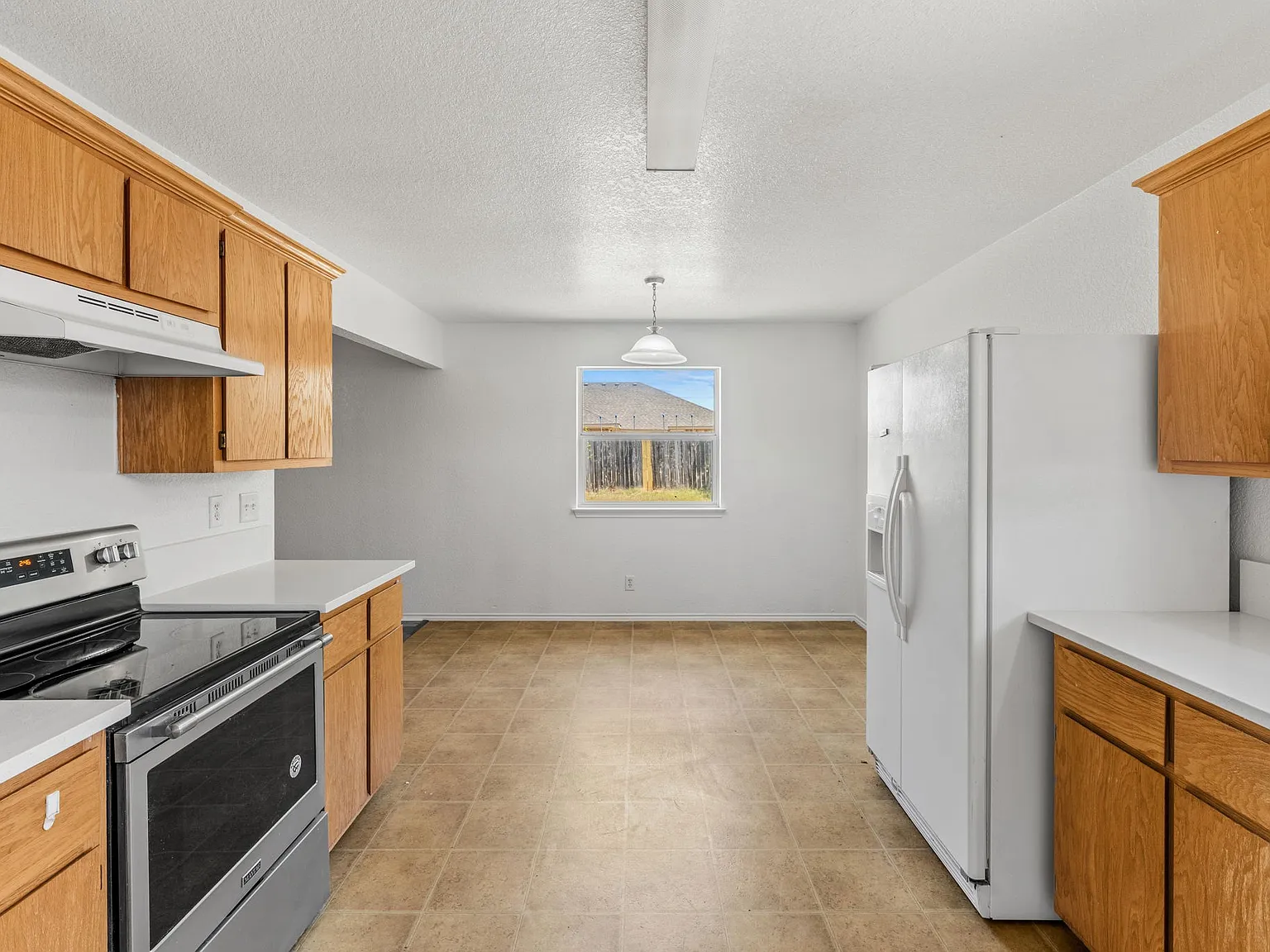 4 bed, 1647 sqft, $1,700 — Photo 4
