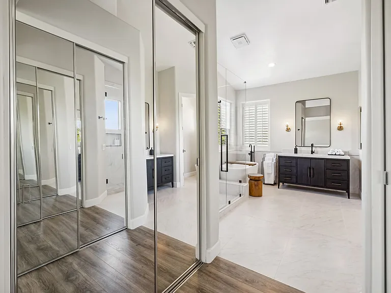 6414 E Monte Cristo Ave — Photo 32