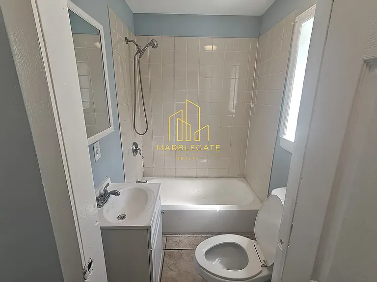 128 E Holsman St #2AZ — Photo 12
