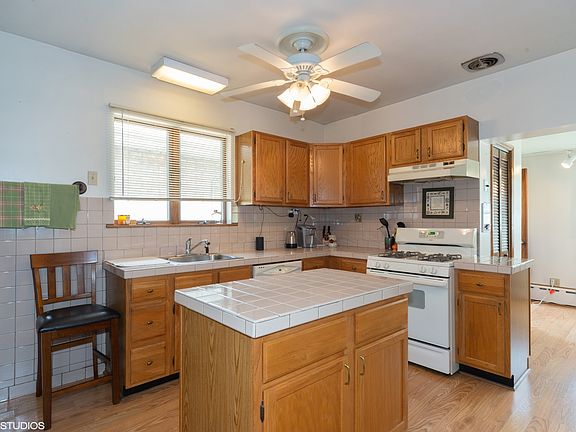 5th image of 7948 W Birchdale Ave