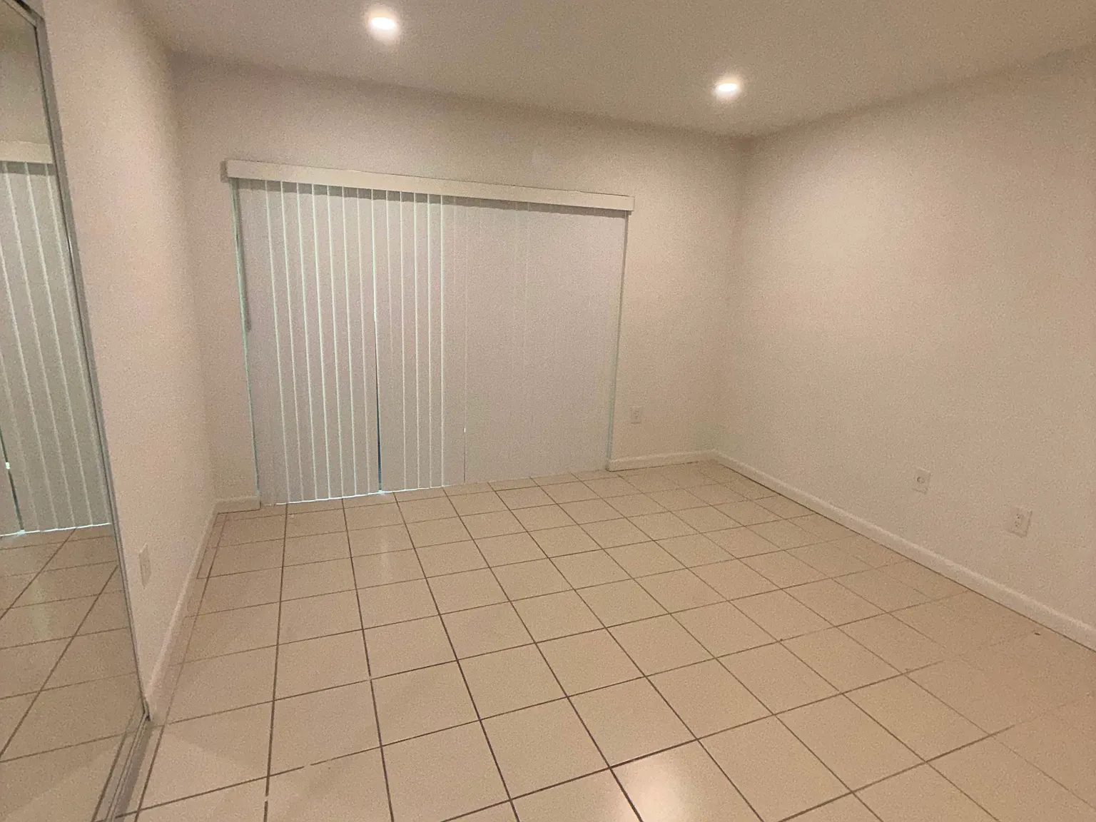 2 bed, 2117 sqft, $3,750 — Photo 2